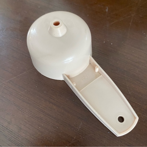 Tupperware Mini Funnel - Picture 2 of 3